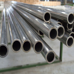 Precise Seamless Steel Pipe Use for Machine, Car, Truck etc